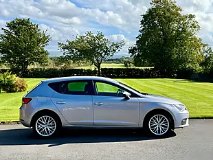 Used 2018 SEAT Leon Dynamic Silver - Interior and Exterior details 4