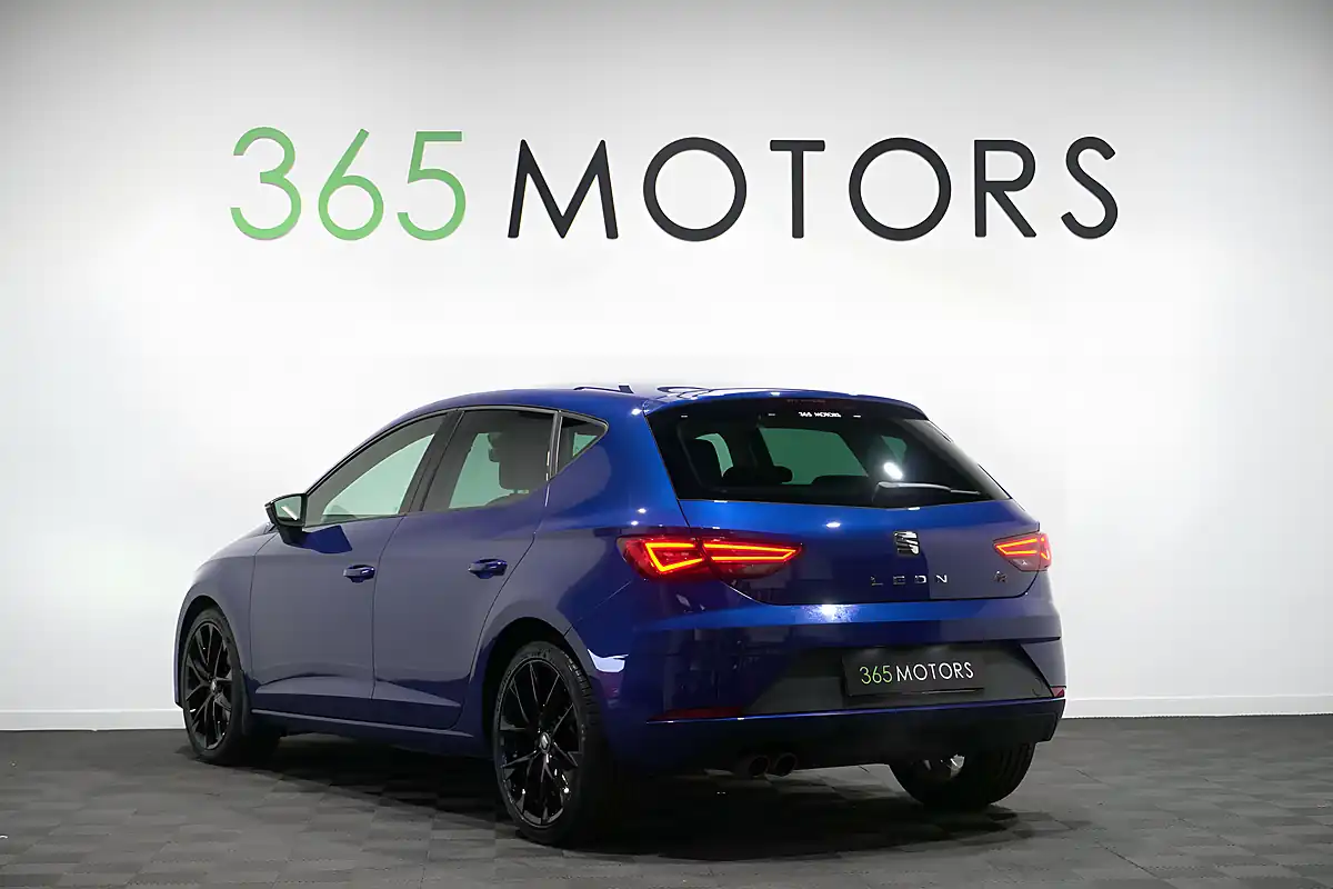Used 2018 SEAT Leon Evo Fr Mystery Blue - Interior and Exterior details 2