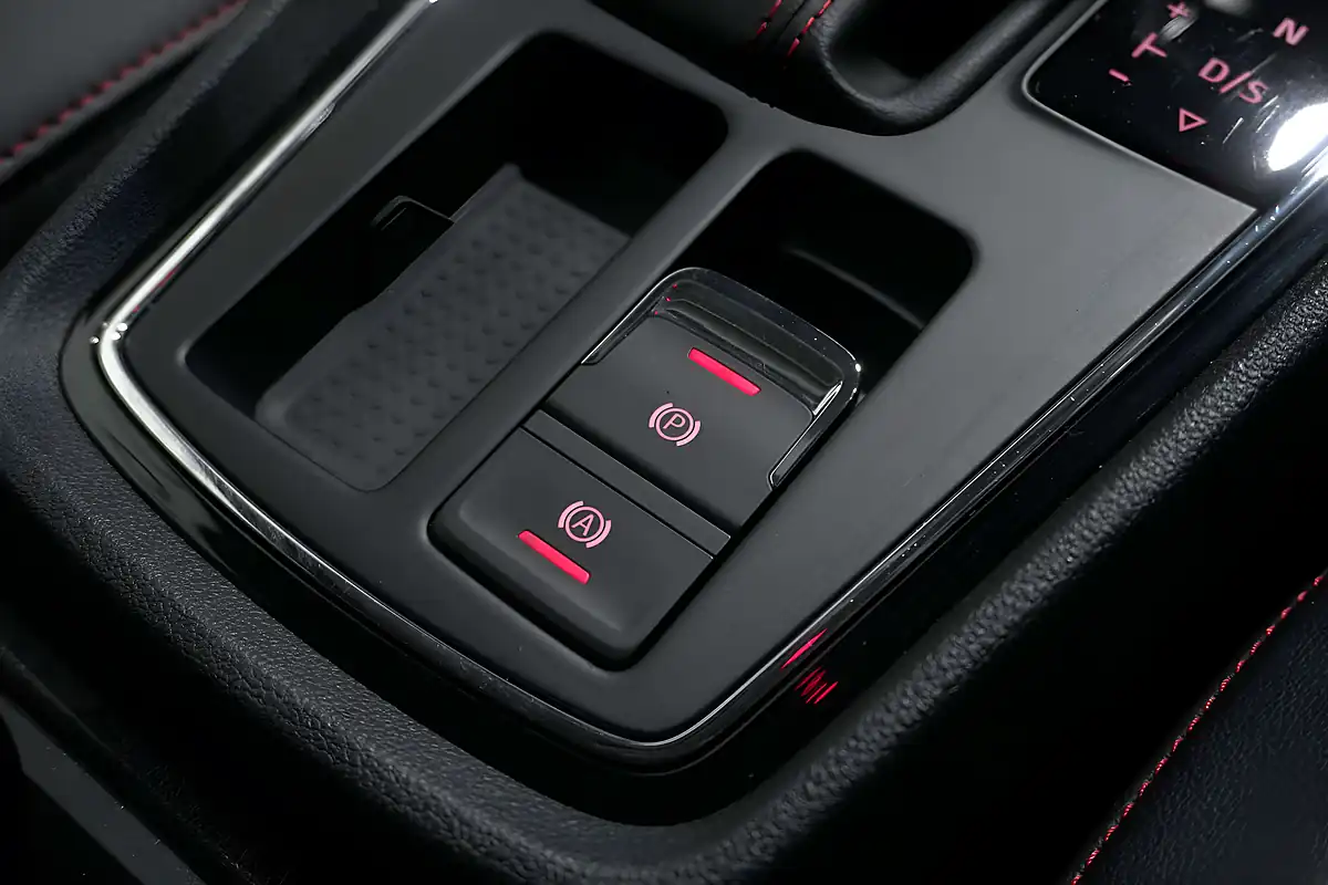 Used 2018 SEAT Leon Evo Fr Mystery Blue - Interior and Exterior details 20