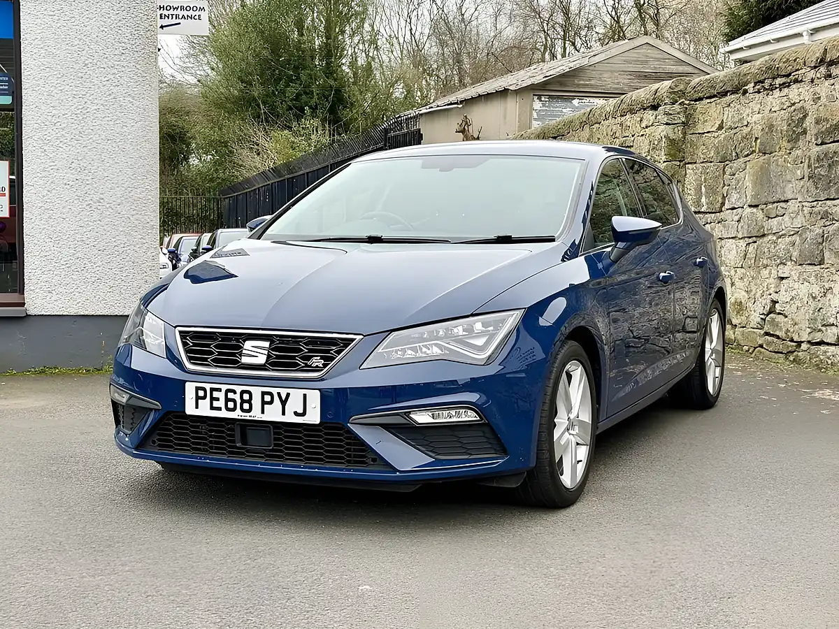 Used 2018 SEAT Leon Fr Blue - Interior and Exterior details 11