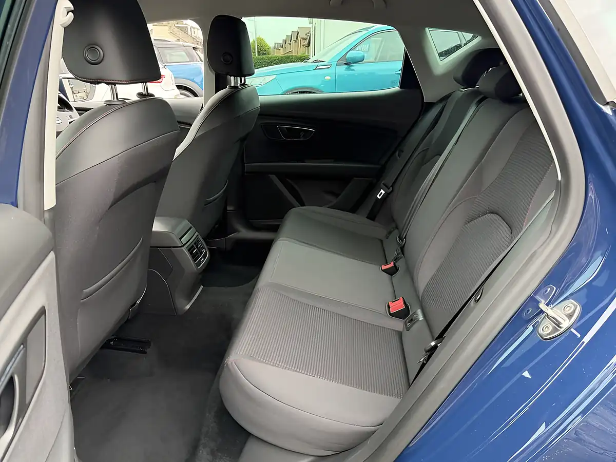 Used 2018 SEAT Leon Fr Blue - Interior and Exterior details 18
