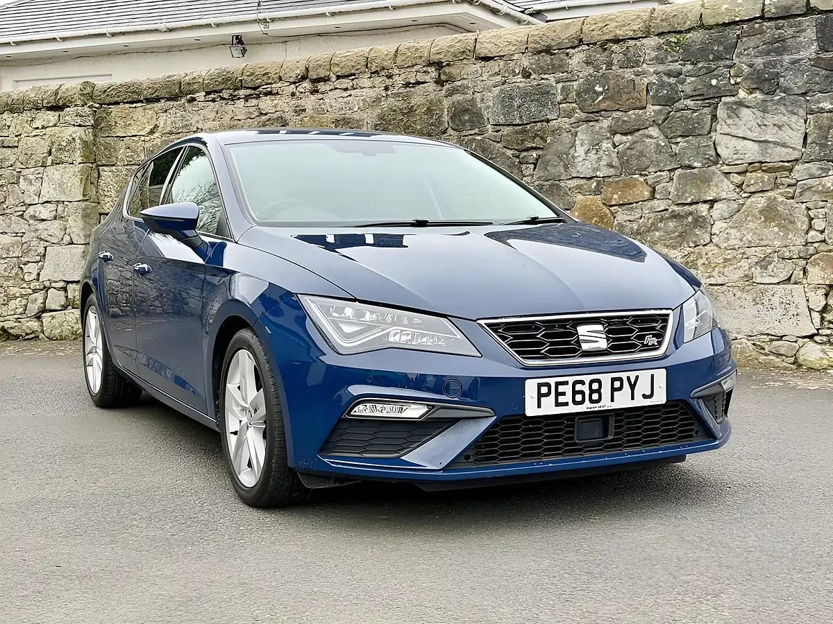 Used 2018 SEAT Leon Fr Blue - Interior and Exterior details 19