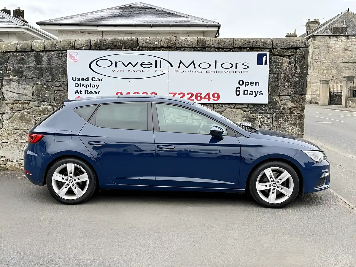 Used 2018 SEAT Leon Fr Blue - Interior and Exterior details 3
