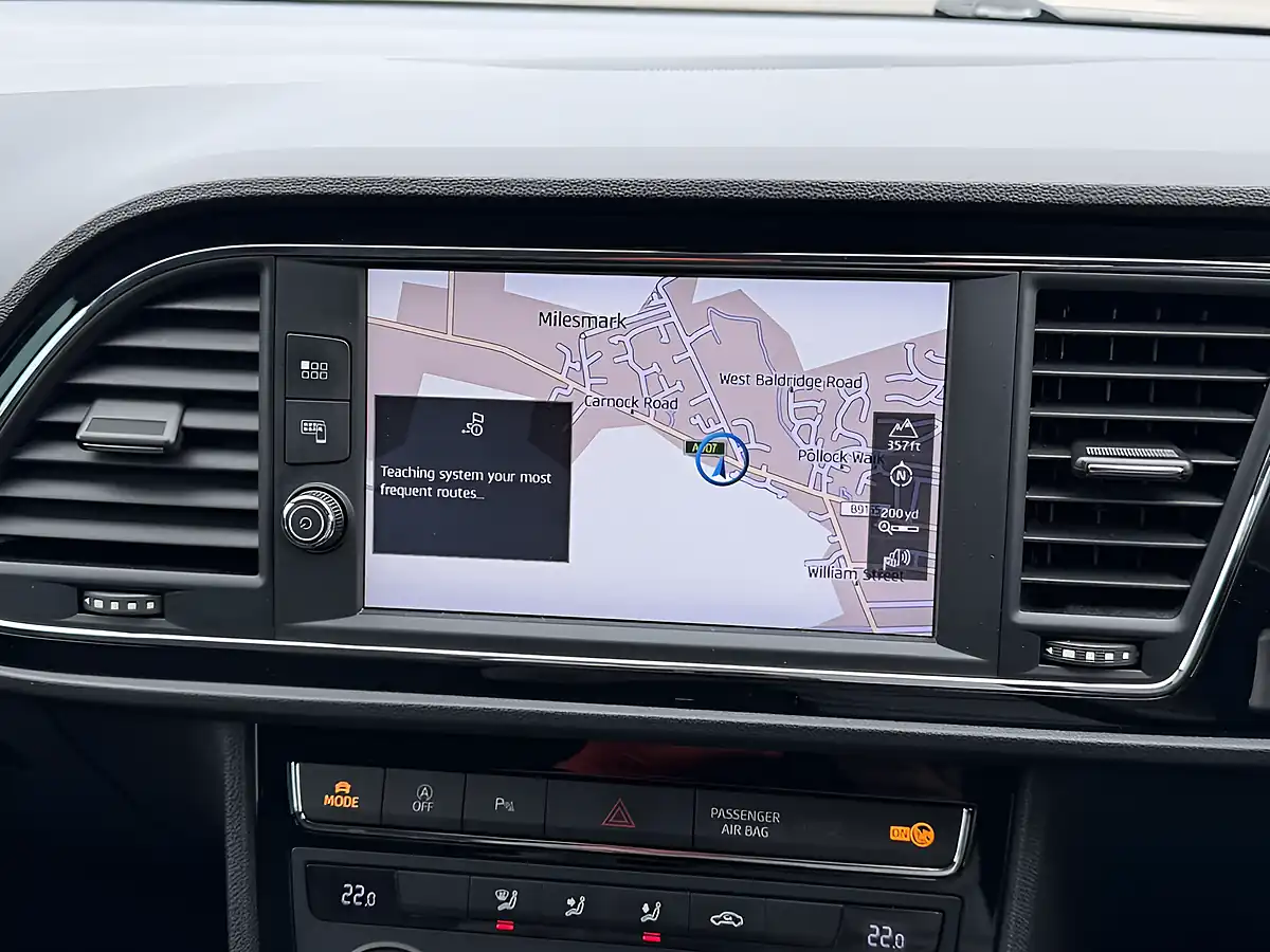 Used 2018 SEAT Leon Fr Blue - Interior and Exterior details 8