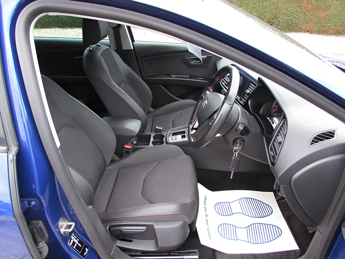 Used 2018 SEAT Leon Fr Blue - Interior and Exterior details 12
