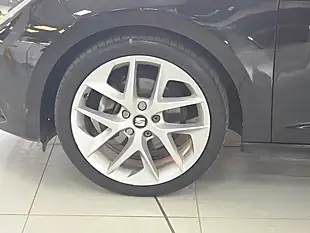 Used 2018 SEAT Leon Fr Technology Black - Interior and Exterior details 18