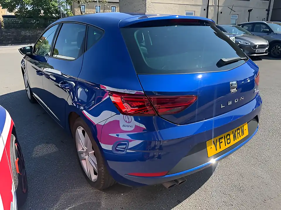 Used 2018 SEAT Leon Fr Technology Blue - Interior and Exterior details 4