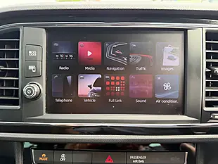 Used 2018 SEAT Leon Fr Technology Blue - Interior and Exterior details 7