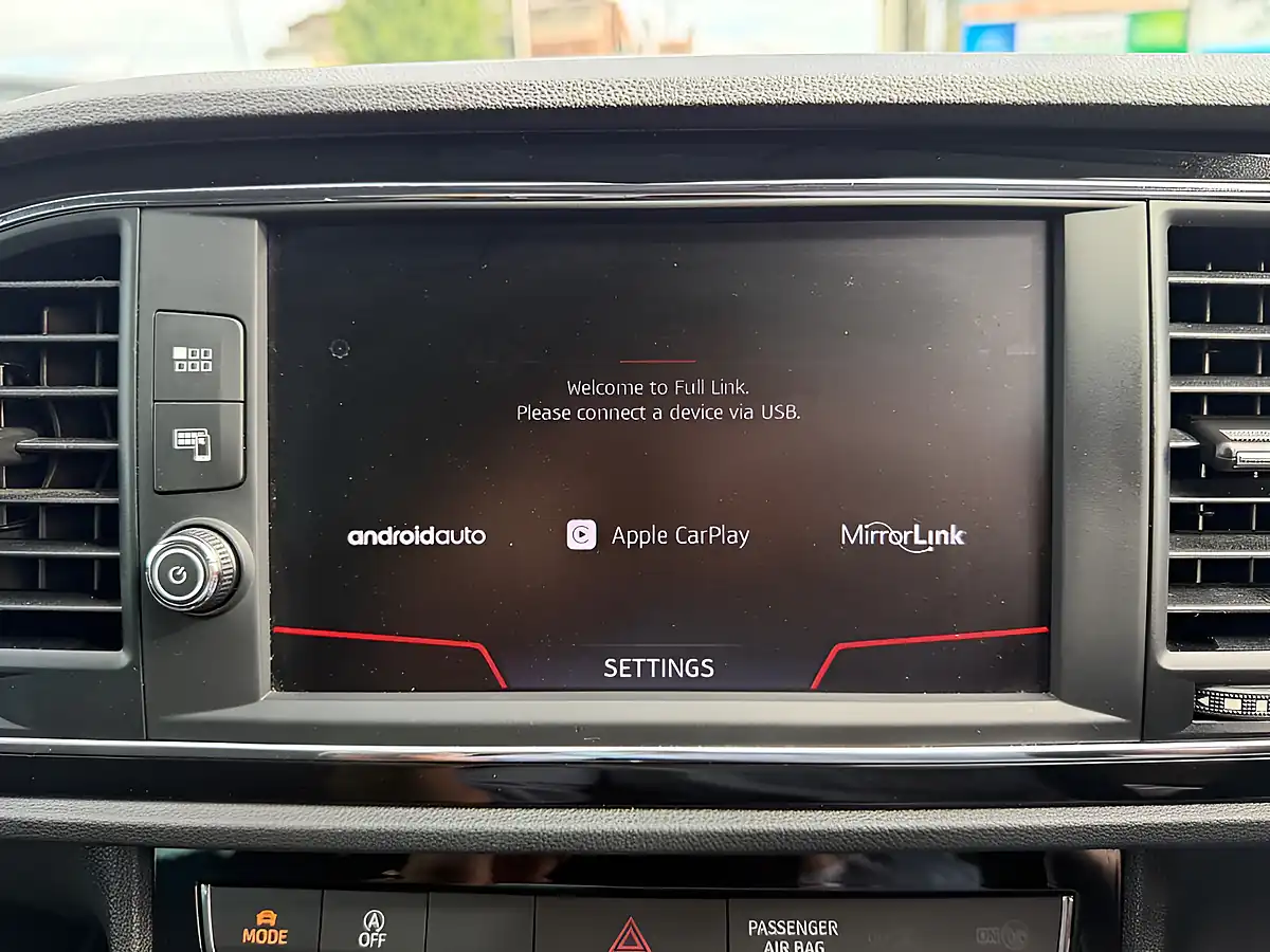 Used 2018 SEAT Leon Fr Technology Blue - Interior and Exterior details 8