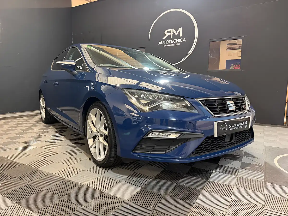 Used 2018 SEAT Leon Fr Technology Blue - Interior and Exterior details 2