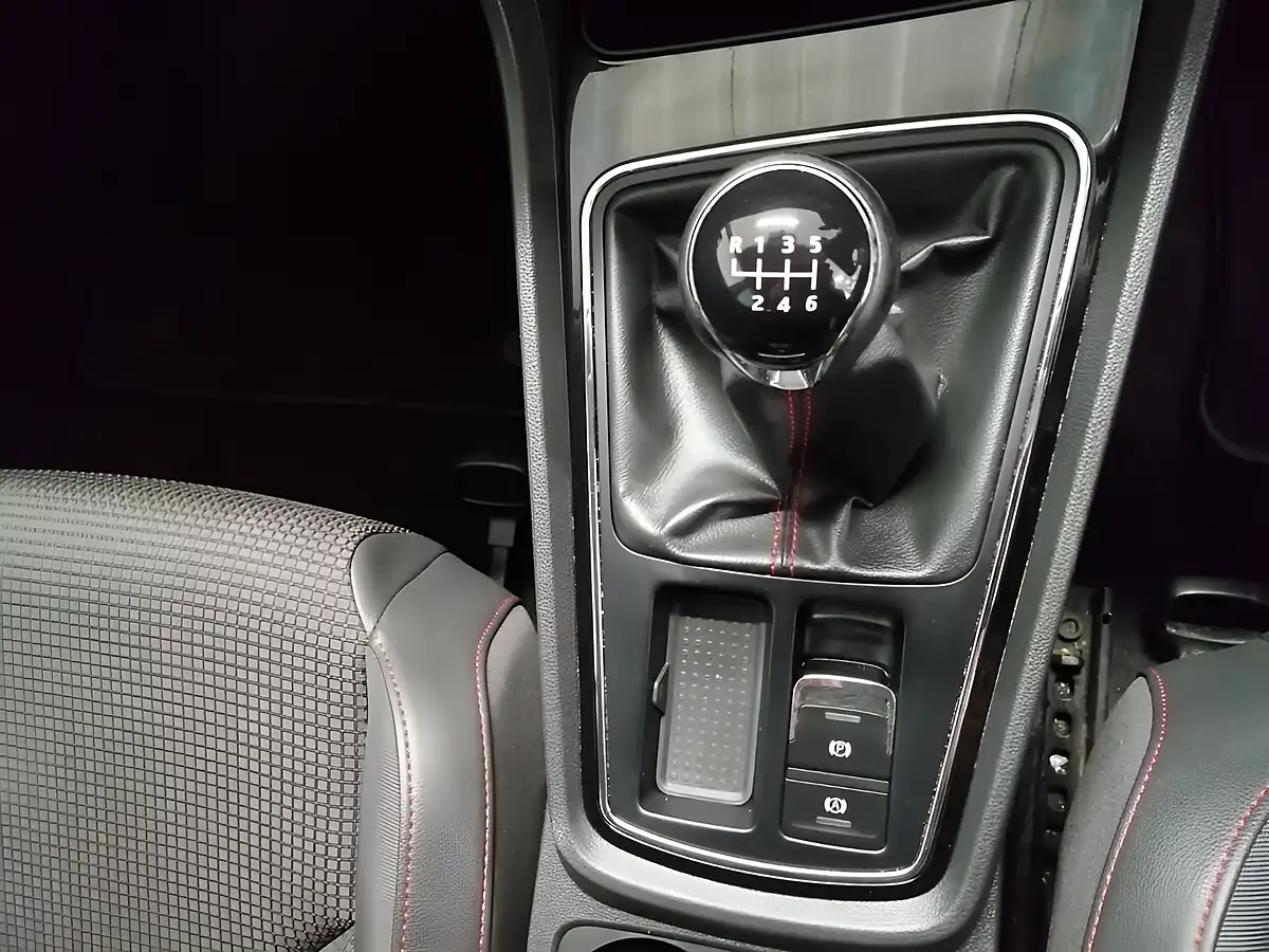 Used 2018 SEAT Leon Fr Technology Blue - Interior and Exterior details 12
