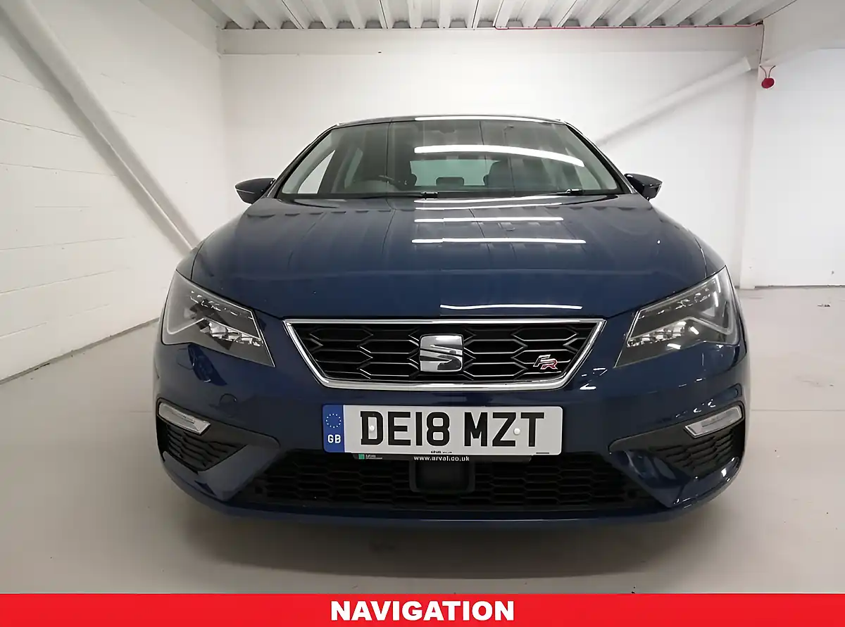 Used 2018 SEAT Leon Fr Technology Blue - Interior and Exterior details 4