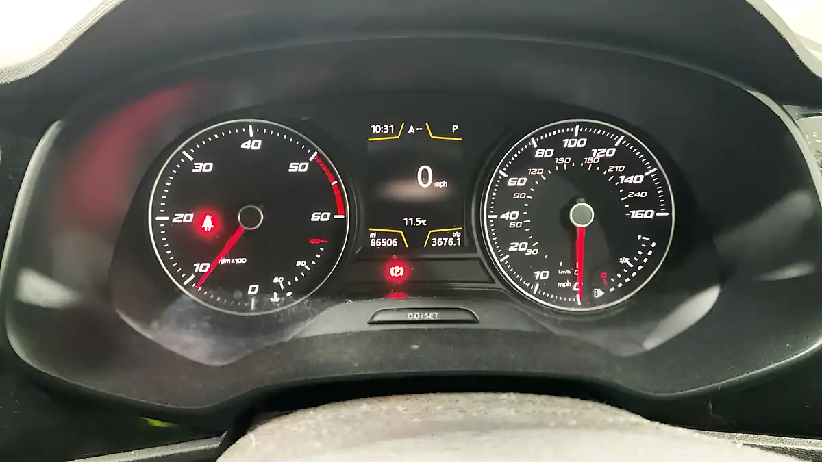 Used 2018 SEAT Leon Fr Technology Blue - Interior and Exterior details 11