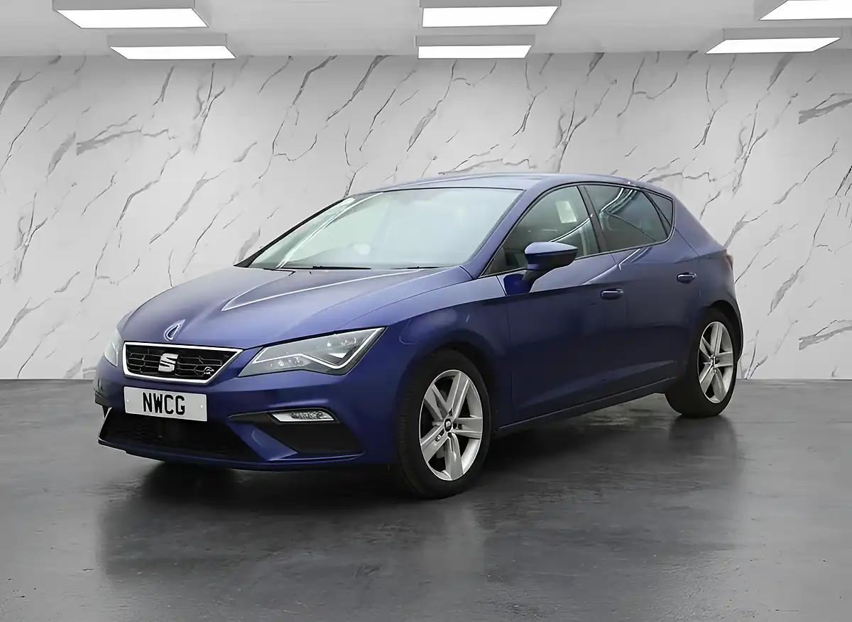 Used 2018 SEAT Leon Fr Technology Blue - Interior and Exterior details 2