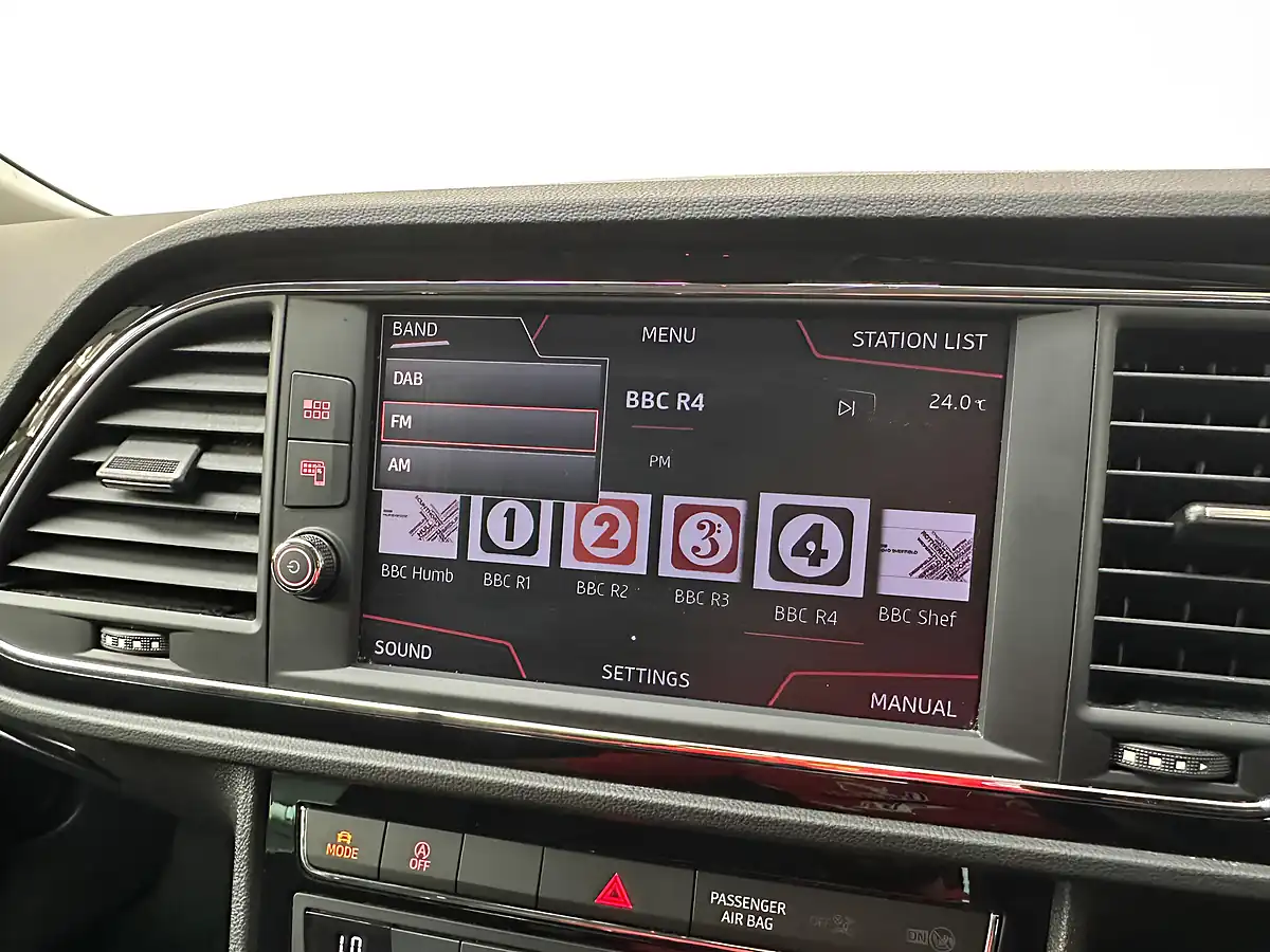 Used 2018 SEAT Leon Fr Technology Desire Red - Interior and Exterior details 12