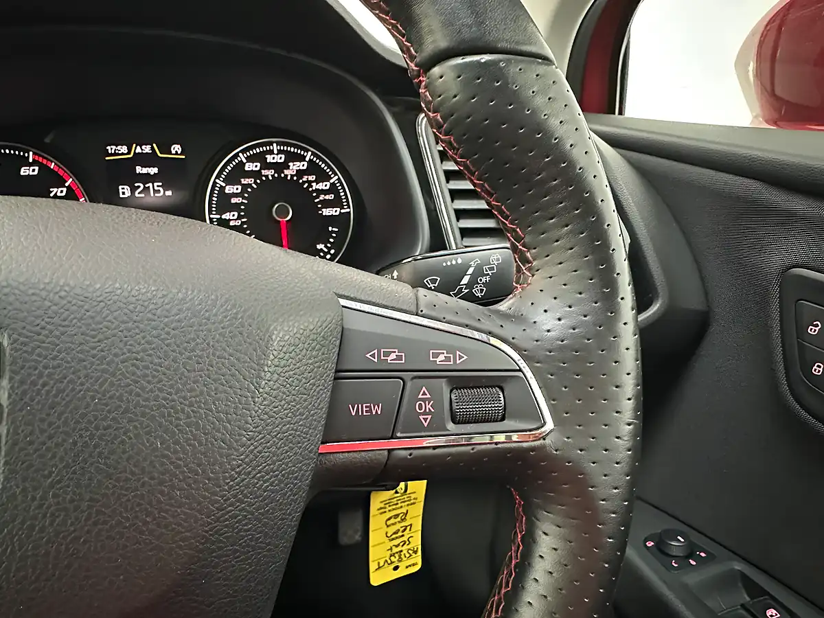 Used 2018 SEAT Leon Fr Technology Desire Red - Interior and Exterior details 16