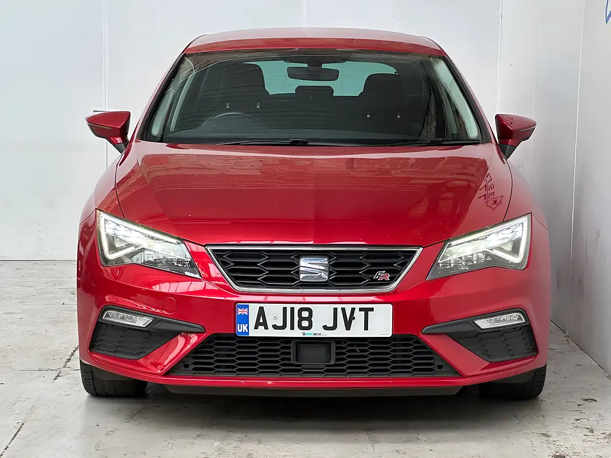 Used 2018 SEAT Leon Fr Technology Desire Red - Interior and Exterior details 2