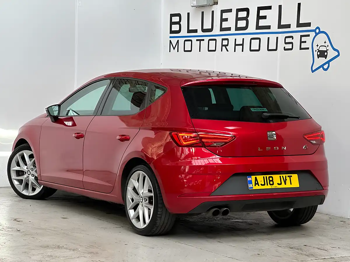Used 2018 SEAT Leon Fr Technology Desire Red - Interior and Exterior details 4