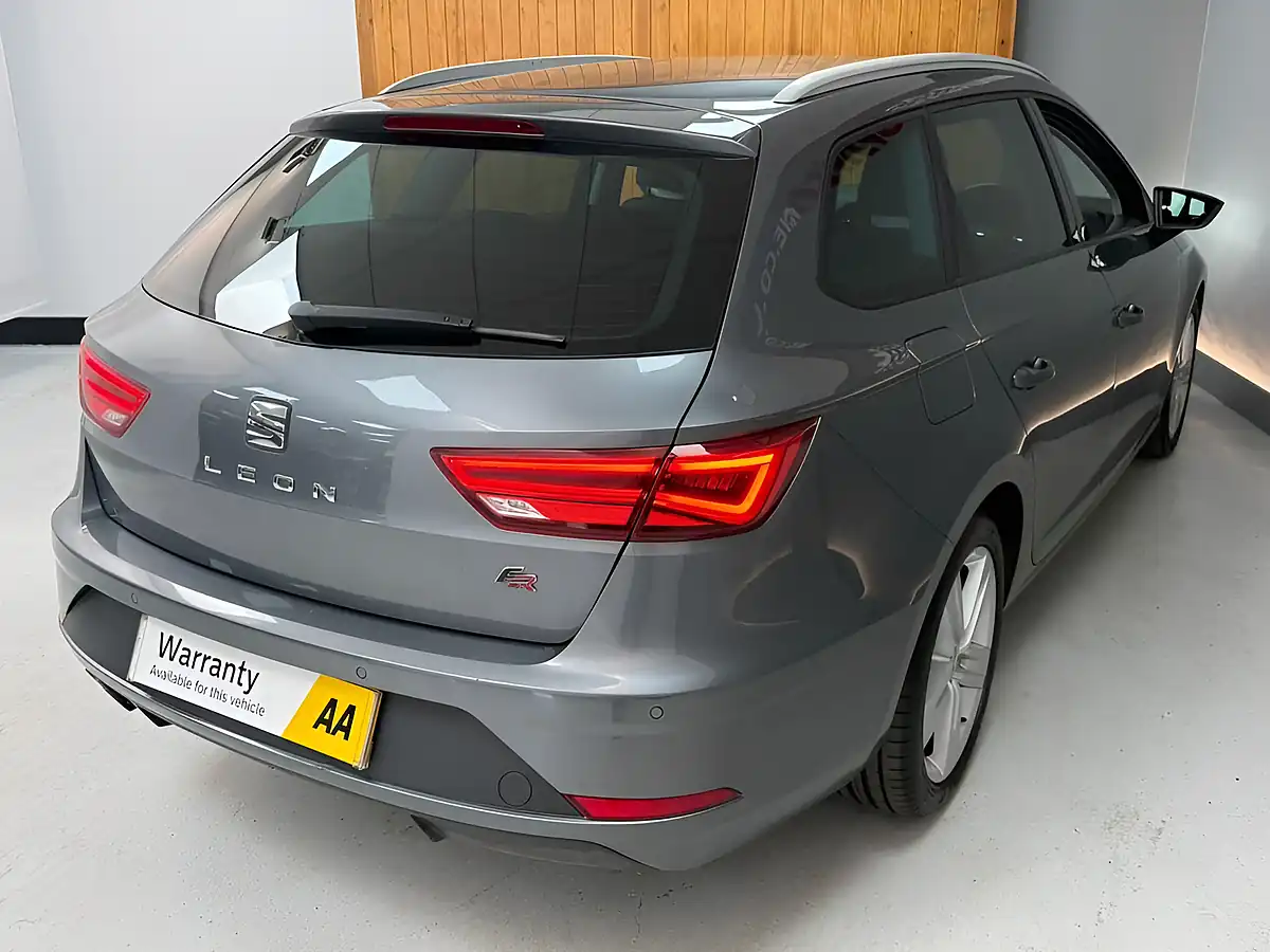 Used 2018 SEAT Leon Fr Technology Grey - Interior and Exterior details 15