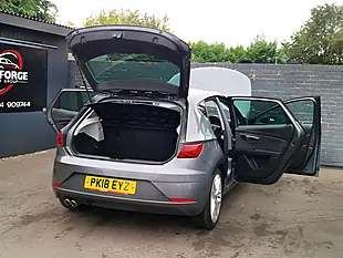 Used 2018 SEAT Leon Fr Technology Grey - Interior and Exterior details 12