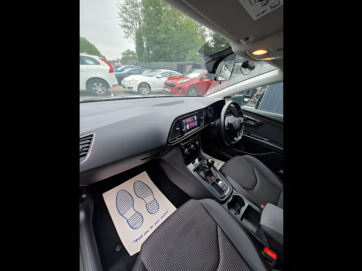 Used 2018 SEAT Leon Fr Technology Grey - Interior and Exterior details 16