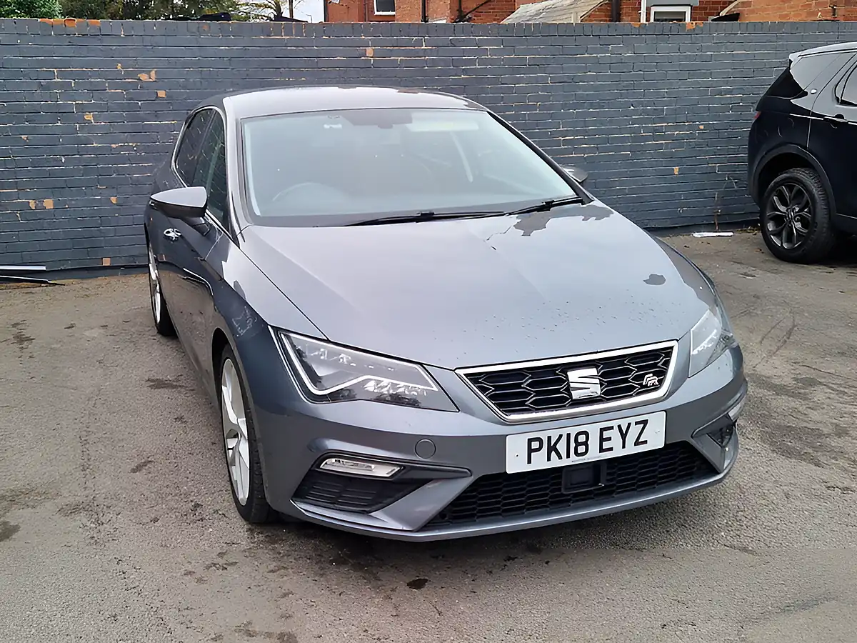 Used 2018 SEAT Leon Fr Technology Grey - Interior and Exterior details 3
