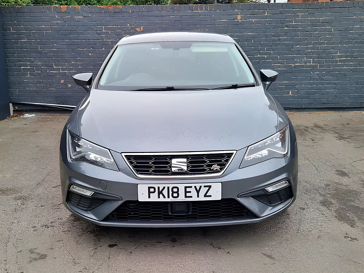 Used 2018 SEAT Leon Fr Technology Grey - Interior and Exterior details 4