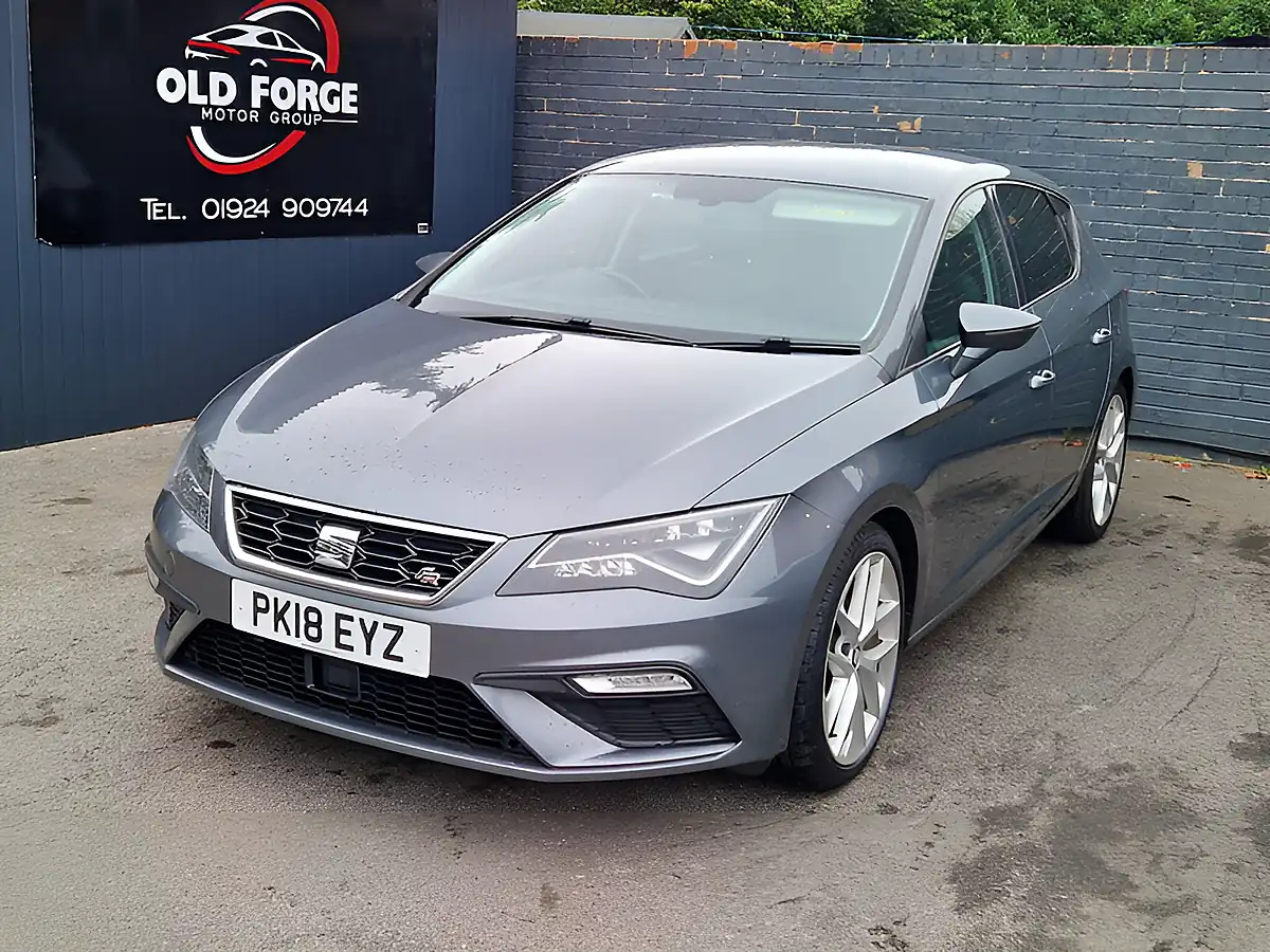 Used 2018 SEAT Leon Fr Technology Grey - Interior and Exterior details 5
