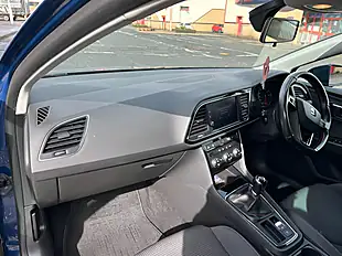 Used 2018 SEAT Leon Fr Technology Mediterranean Blue - Interior and Exterior details 11