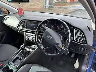 Used 2018 SEAT Leon Fr Technology Mediterranean Blue - Interior and Exterior details 14
