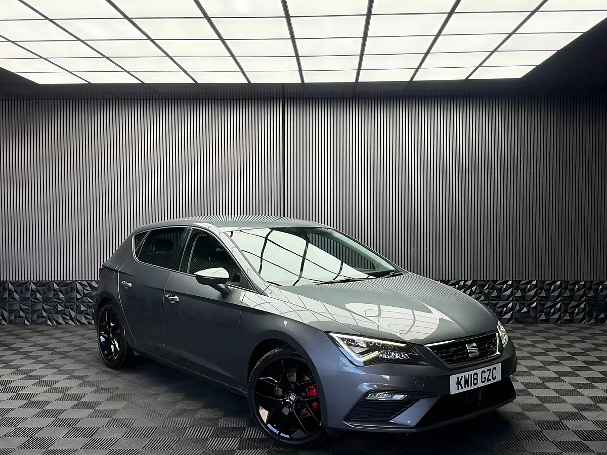 Used 2018 SEAT Leon Fr Technology Monsoon Grey - Interior and Exterior details 5