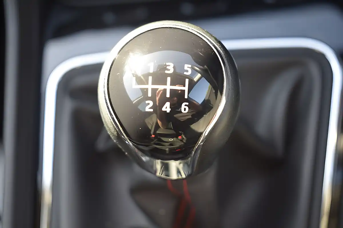 Used 2018 SEAT Leon Fr Technology Silver - Interior and Exterior details 17