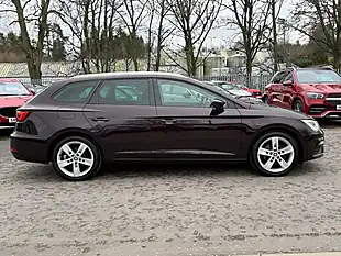 Used 2018 SEAT Leon Fr Technology ST Boheme Purple - Interior and Exterior details 4