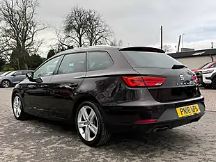 Used 2018 SEAT Leon Fr Technology ST Boheme Purple - Interior and Exterior details 7