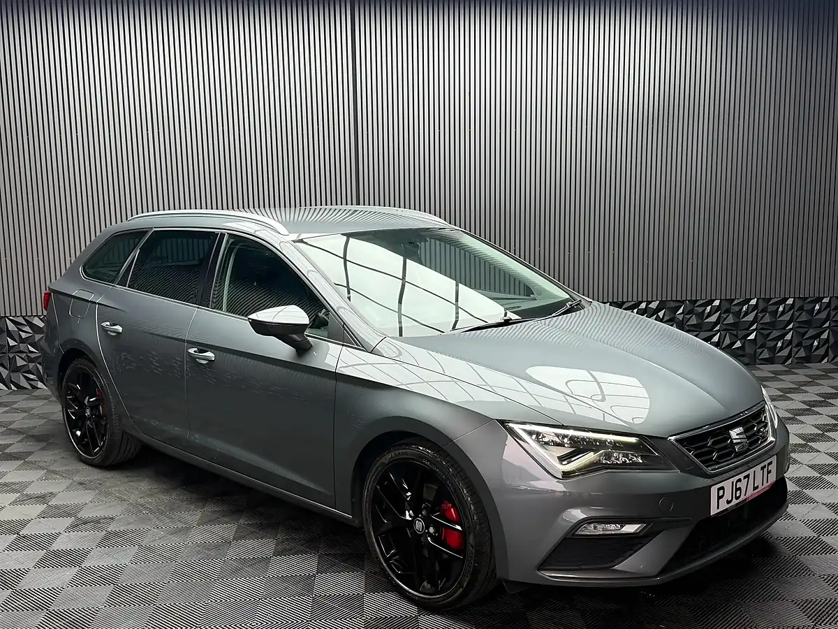 Used 2018 SEAT Leon Fr Technology ST Grey - Interior and Exterior details 7