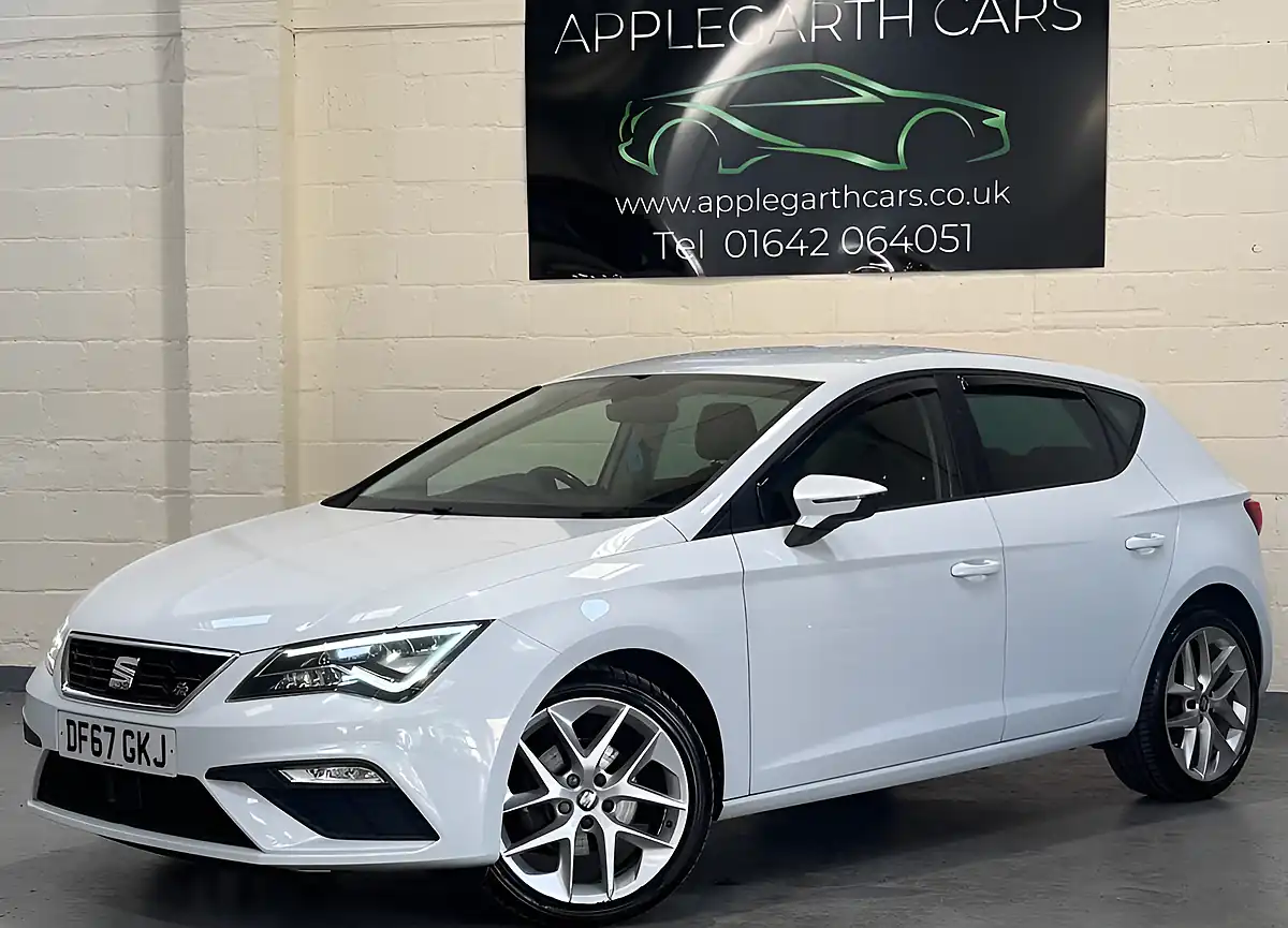 Used 2018 SEAT Leon Fr Technology White - Interior and Exterior details 13