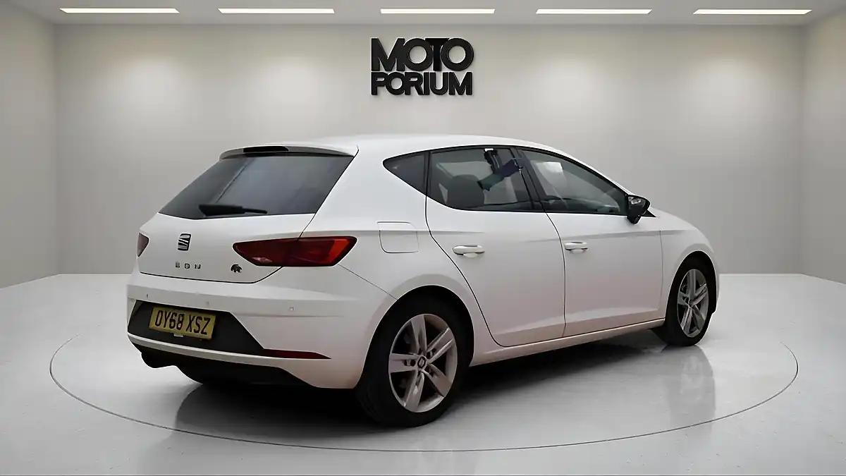 Used 2018 SEAT Leon Fr White - Interior and Exterior details 11