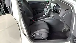 Used 2018 SEAT Leon Fr White - Interior and Exterior details 5