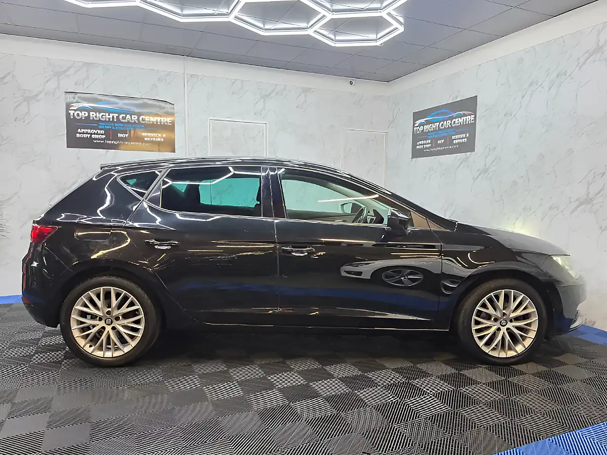 Used 2018 SEAT Leon Se Dynamic Black - Interior and Exterior details 10