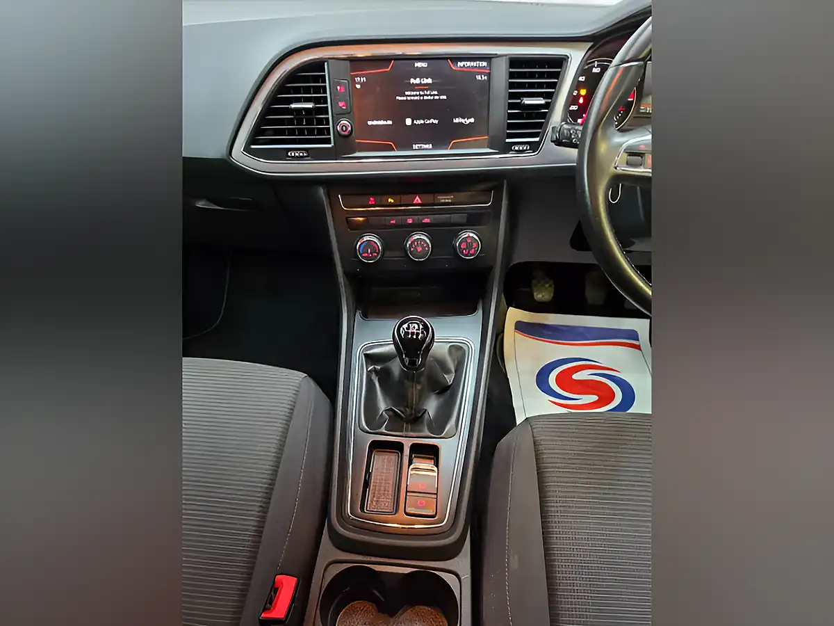 Used 2018 SEAT Leon Se Dynamic Black - Interior and Exterior details 13