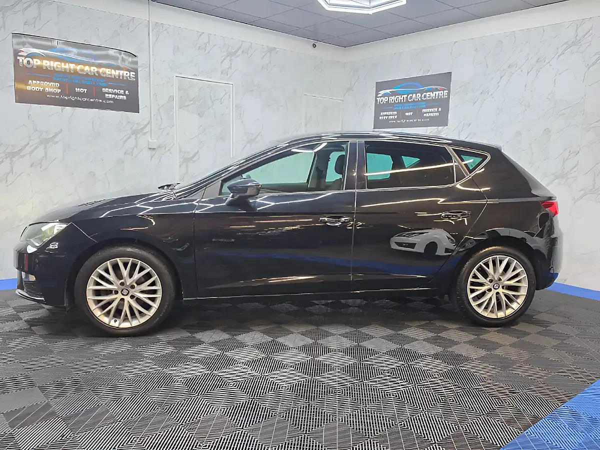 Used 2018 SEAT Leon Se Dynamic Black - Interior and Exterior details 8