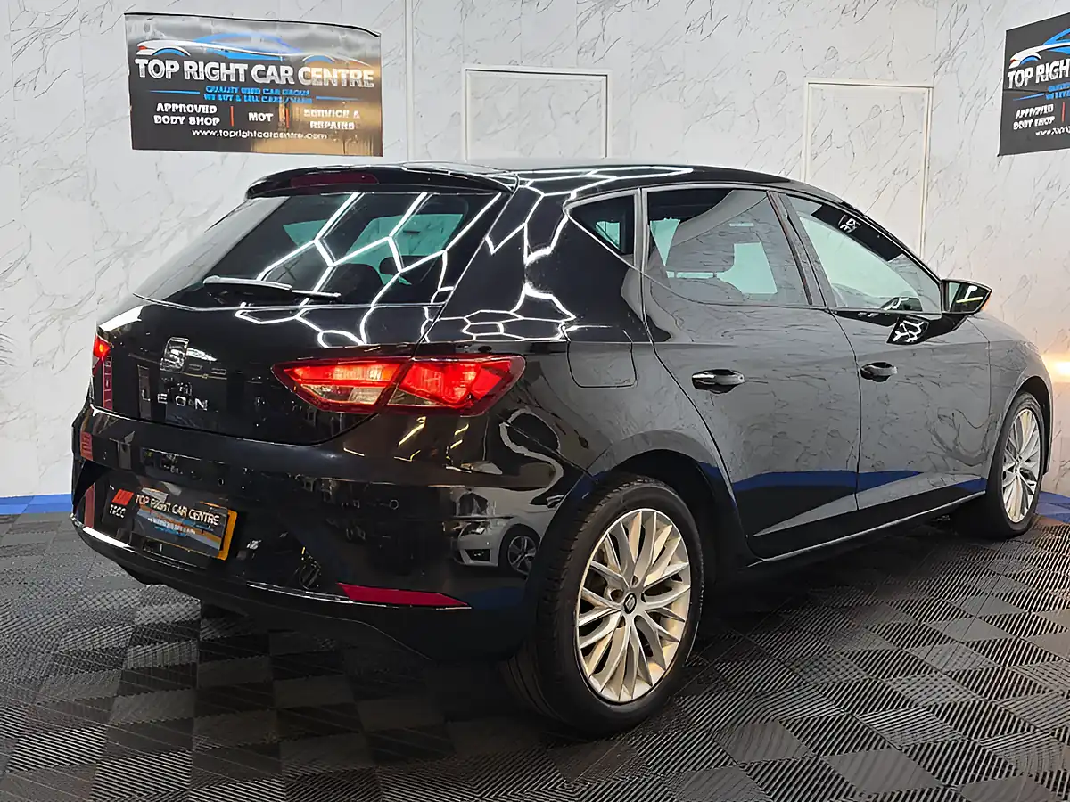 Used 2018 SEAT Leon Se Dynamic Black - Interior and Exterior details 9