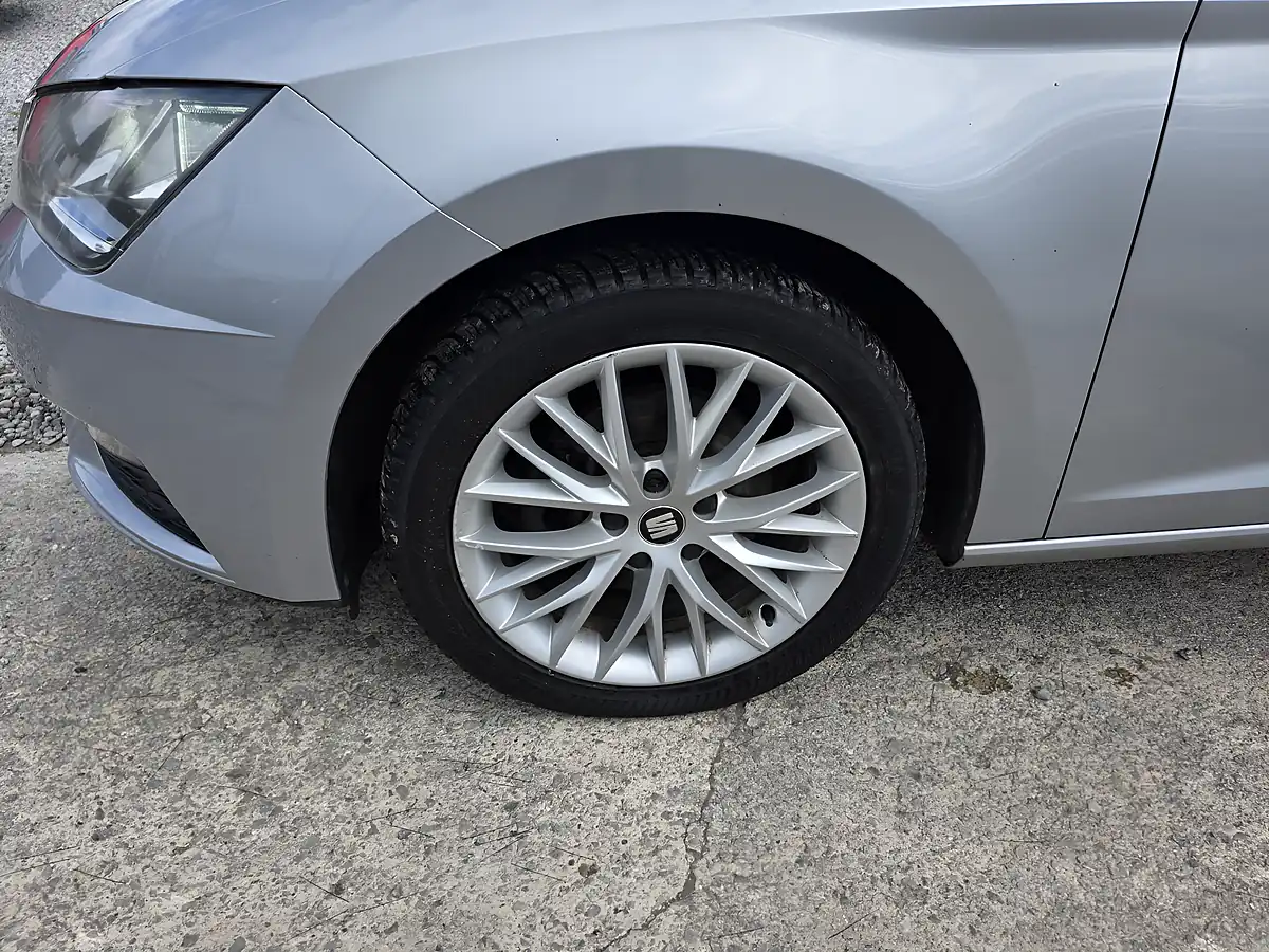 Used 2018 SEAT Leon Se Dynamic Silver - Interior and Exterior details 19