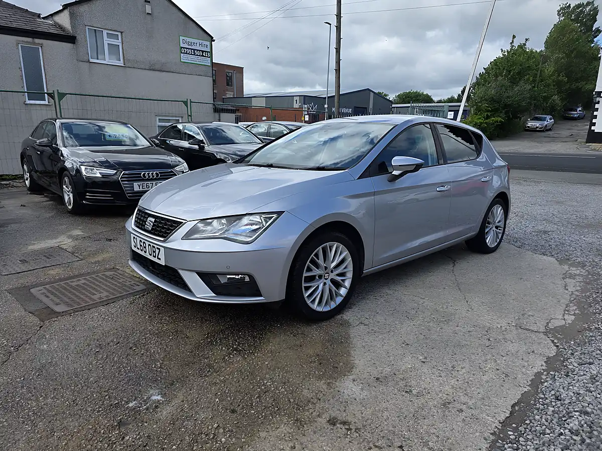 Used 2018 SEAT Leon Se Dynamic Silver - Interior and Exterior details 2