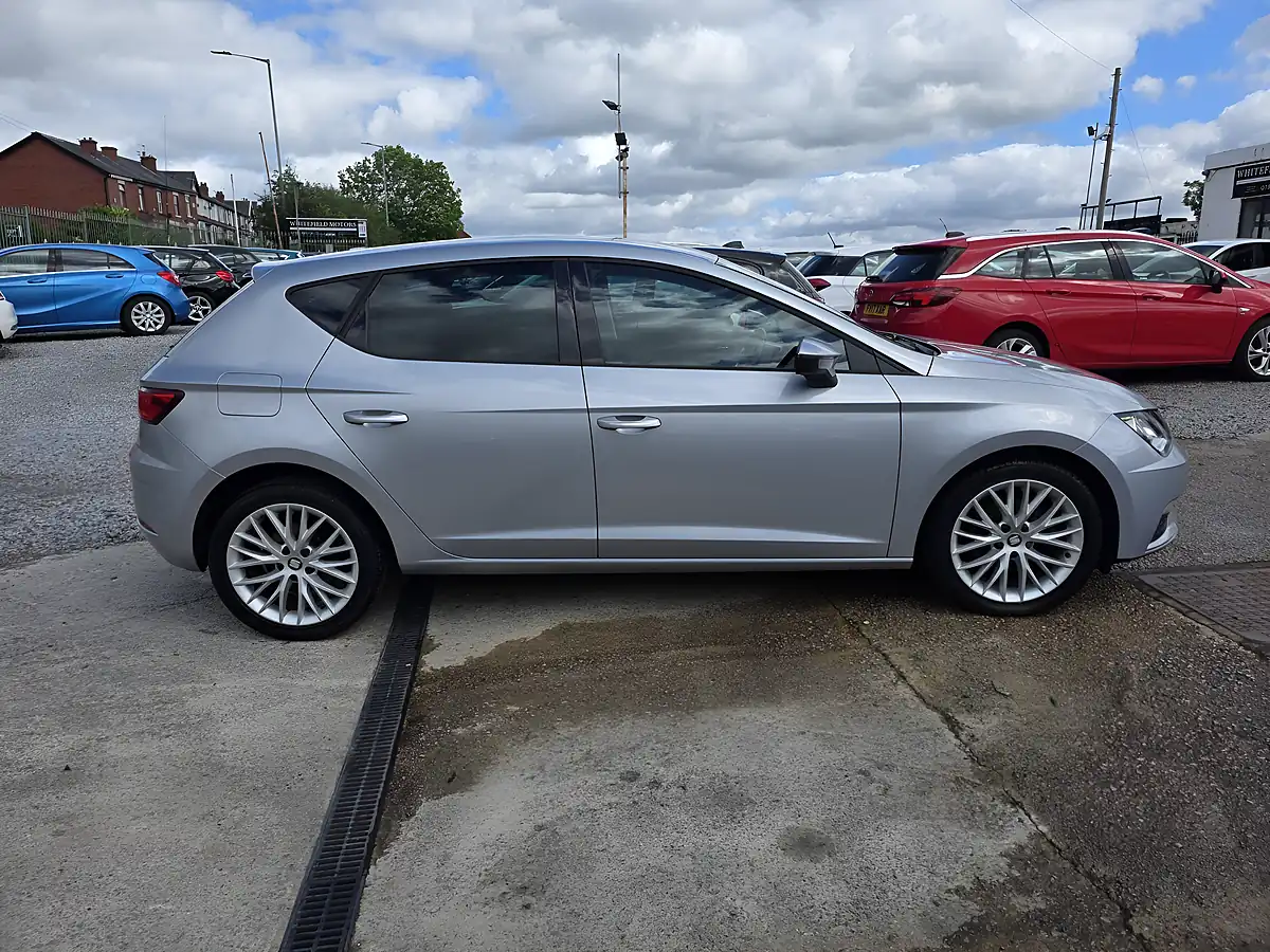 Used 2018 SEAT Leon Se Dynamic Silver - Interior and Exterior details 4