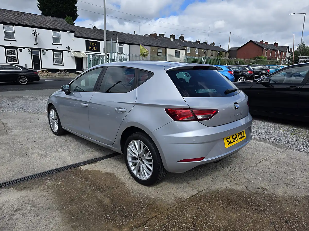 Used 2018 SEAT Leon Se Dynamic Silver - Interior and Exterior details 6