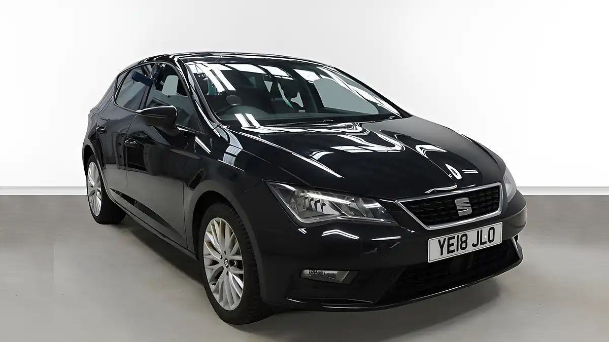 Used 2018 SEAT Leon Se Dynamic Technology Black - Front View