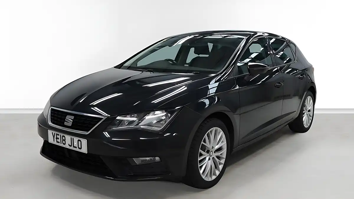 Used 2018 SEAT Leon Se Dynamic Technology Black - Interior and Exterior details 2