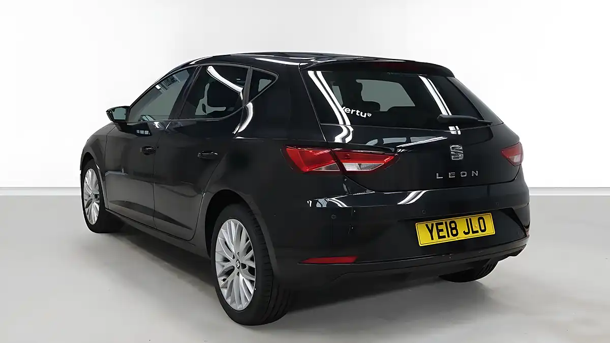 Used 2018 SEAT Leon Se Dynamic Technology Black - Interior and Exterior details 3