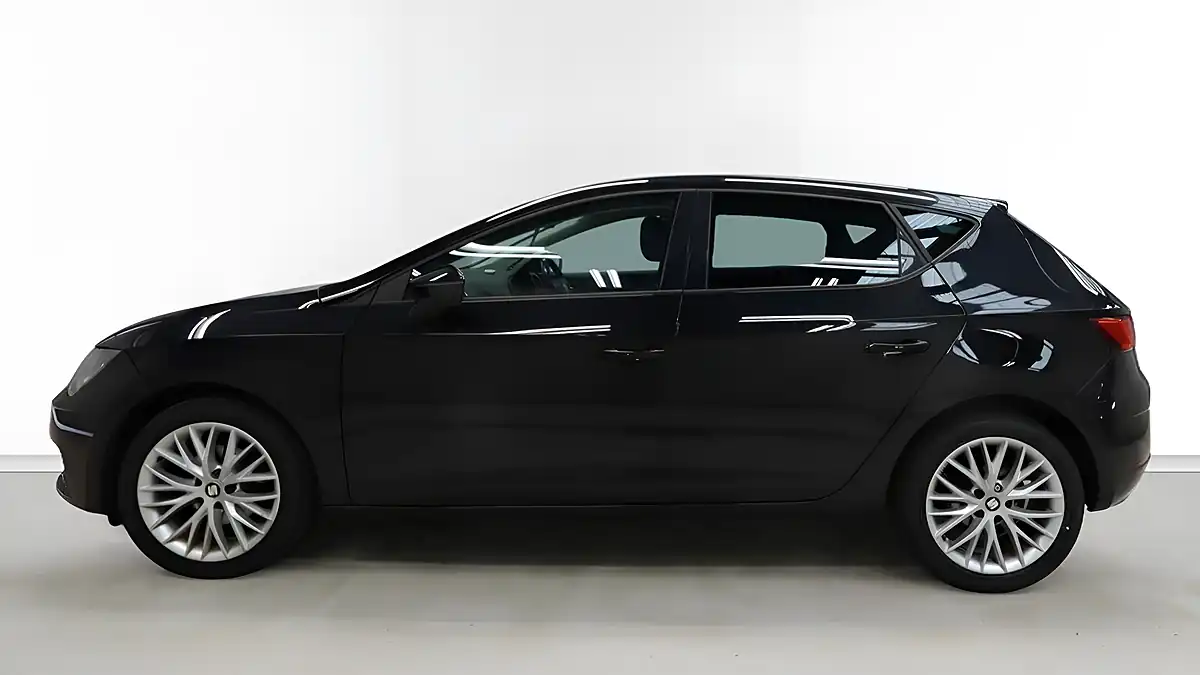 Used 2018 SEAT Leon Se Dynamic Technology Black - Interior and Exterior details 6